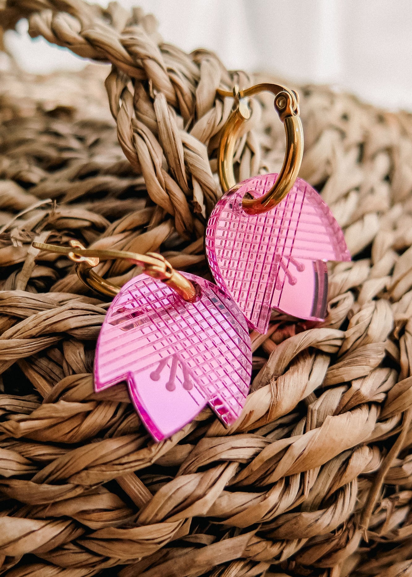 Tulip Hoops - DORUZOVA